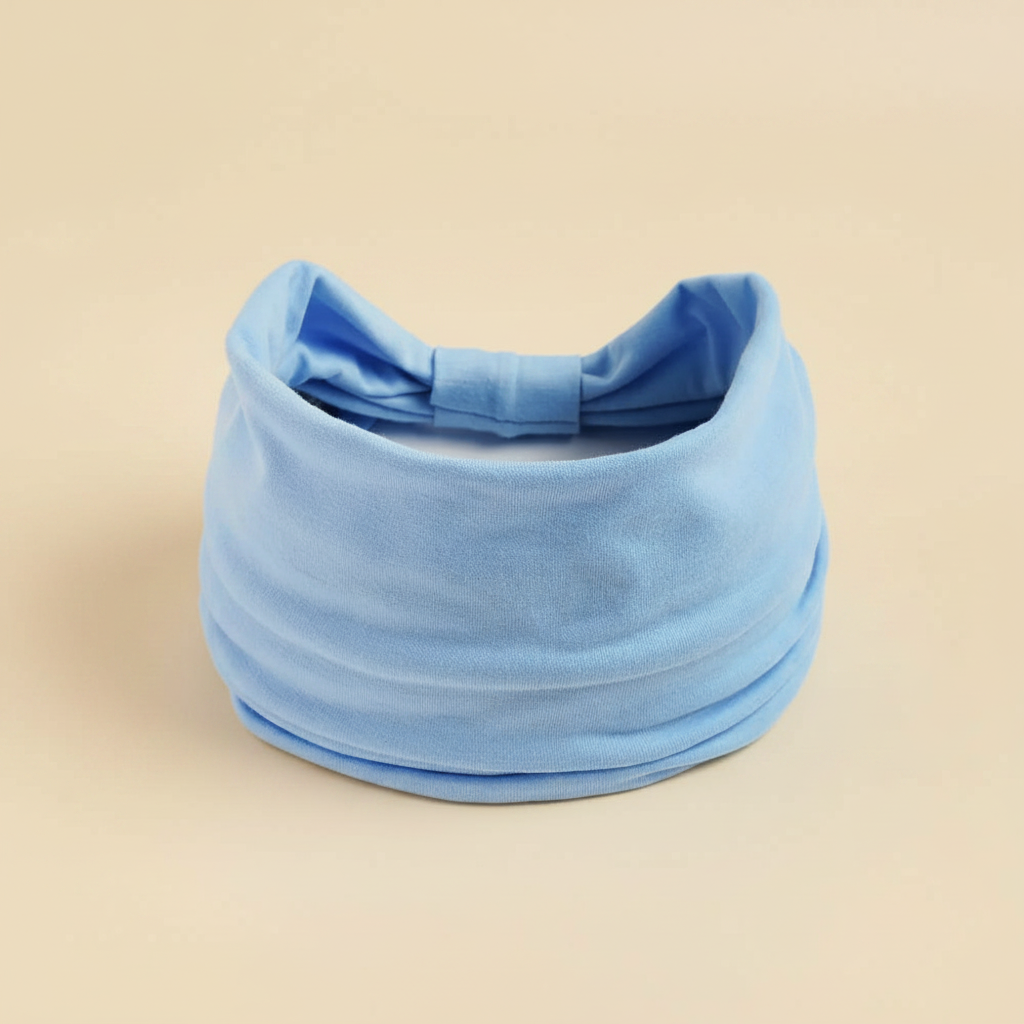 Bandeau Large Uni Femme Bleu Ciel — Packshot fond beige — Les Jolies Têtes