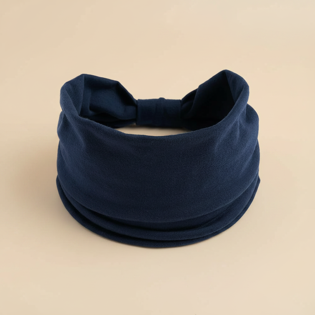 Bandeau Large Uni Femme Bleu Marine — Packshot fond beige — Les Jolies Têtes