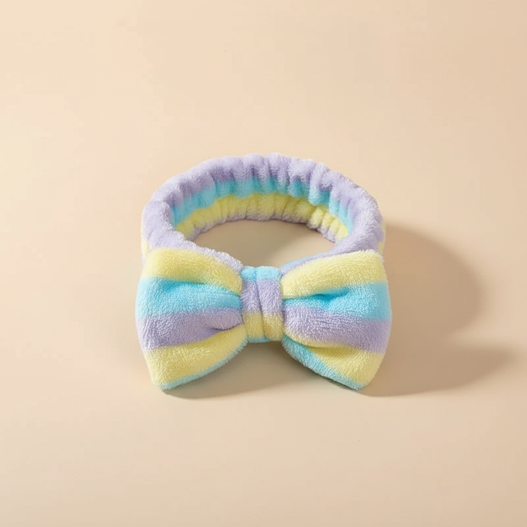 Bandeau Nœud Soin Femme Peluche Rayé Pastel Multicolore — Packshot fond beige — Les Jolies Têtes