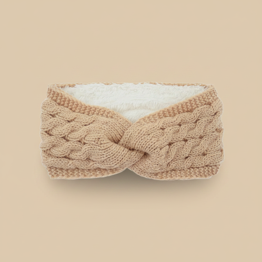 Bandeau Torsadé Femme Maille Doublure Polaire Beige Sable — Packshot fond beige — Les Jolies Têtes