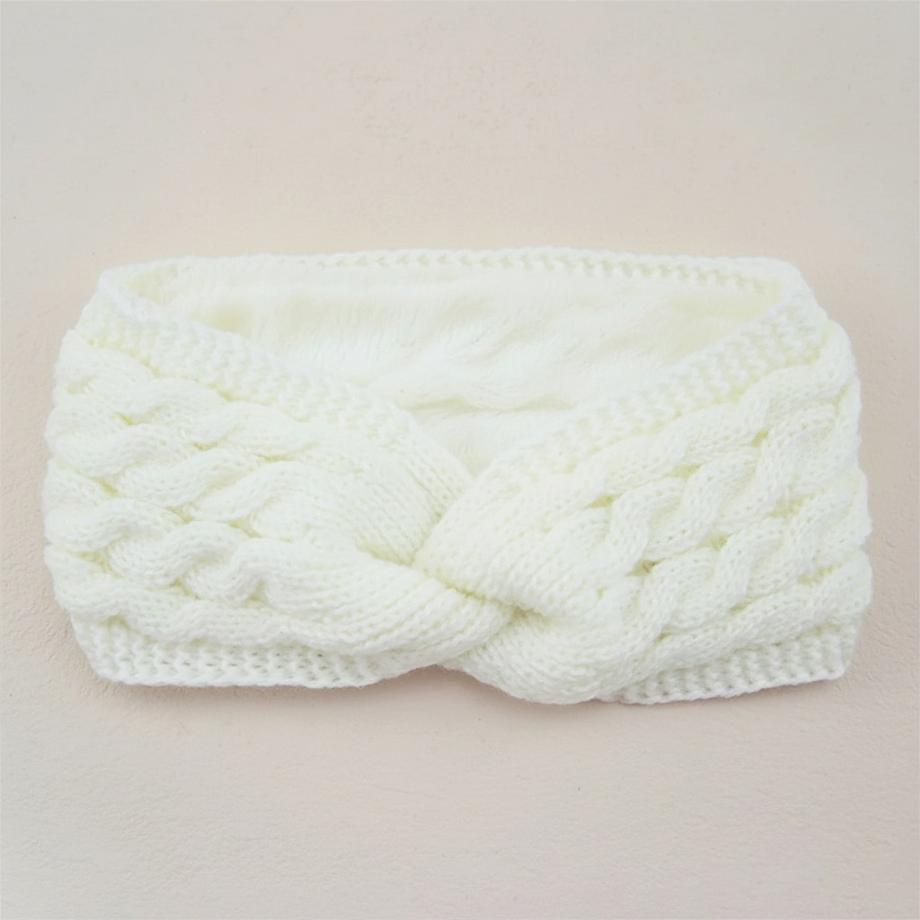 Bandeau Torsadé Femme Maille Doublure Polaire Blanc Cassé — Packshot fond beige — Les Jolies Têtes