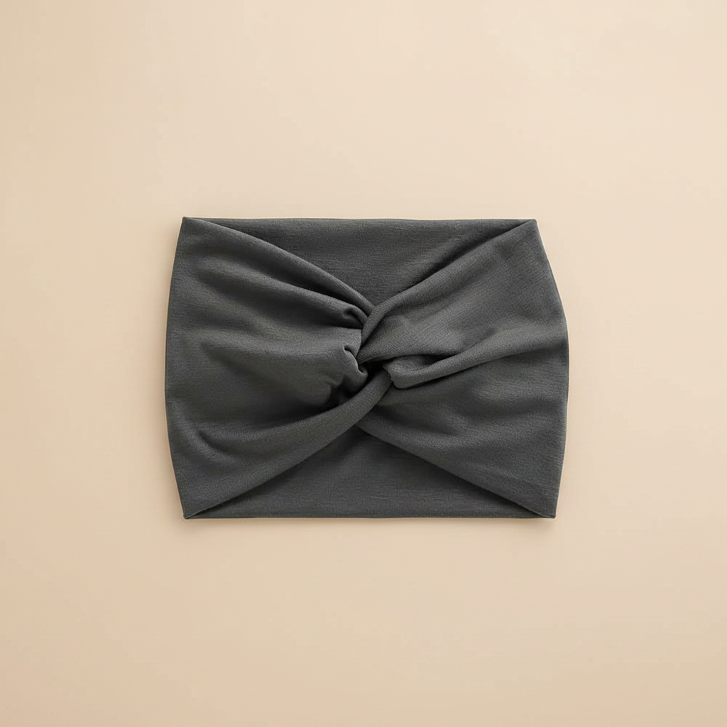 Bandeau Turban Femme Tissu Extensible Gris Anthracite — Packshot fond beige — Les Jolies Têtes