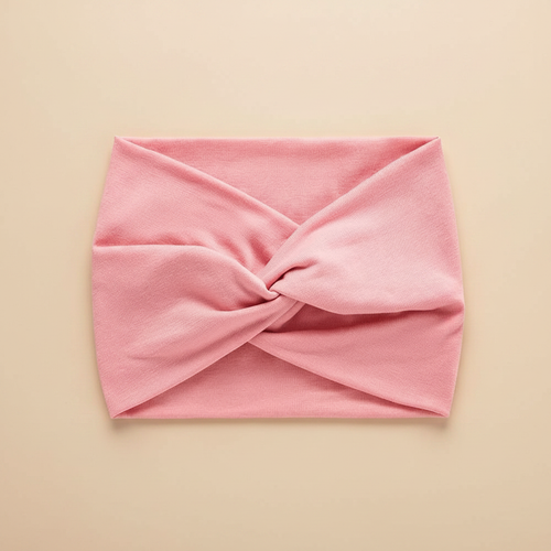 Bandeau Turban Femme Tissu Extensible Rose Poudré — Packshot fond beige — Les Jolies Têtes