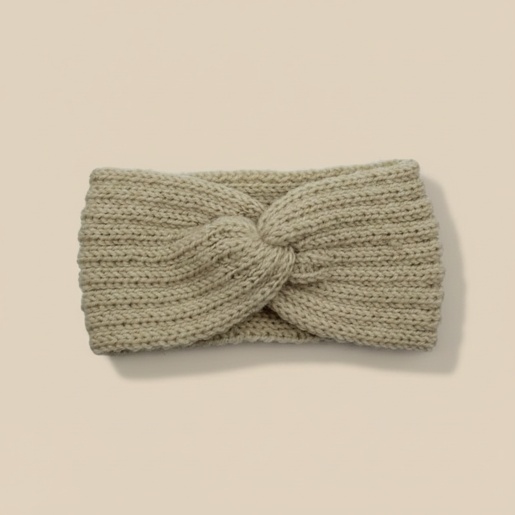 Bandeau Twist Femme Laine Écru — Packshot fond beige — Les Jolies Têtes