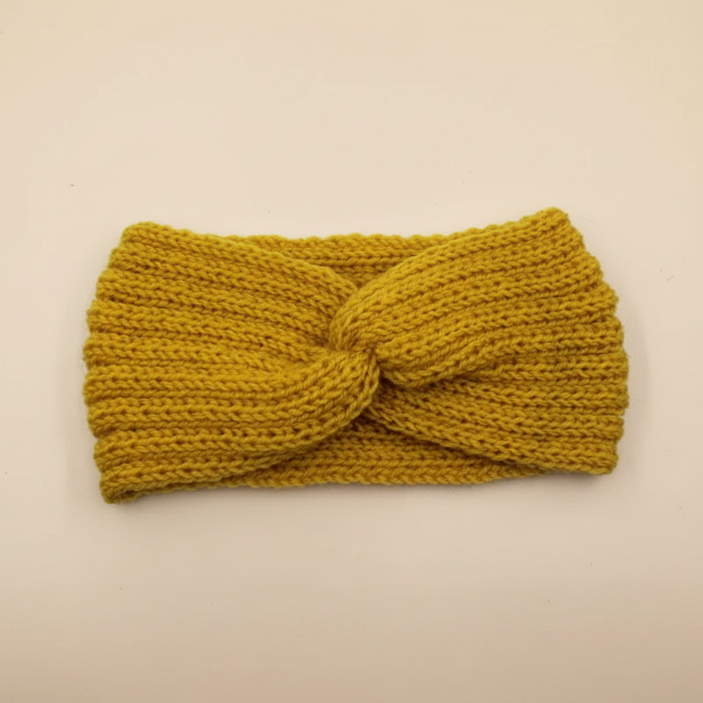 Bandeau Twist Femme Laine Jaune Moutarde — Packshot fond beige — Les Jolies Têtes