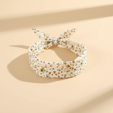 Bandeau Floral Femme Tissu Dentelle Ivoire — Packshot fond beige — Les Jolies Têtes
