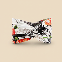 Bandeau Turban Croisé Femme Tissu Imprimé Floral Blanc Noir Corail — Packshot fond beige — Les Jolies Têtes
