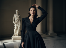 Serre-tête Classique Femme Cuir Noir — Modèle — éditorial — Les Jolies Têtes