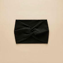 Bandeau Croisé Femme Tissu Noir — Packshot fond beige — Les Jolies Têtes