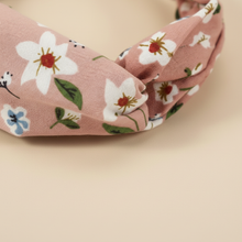 Bandeau Cheveux Fleurs Femme Tissu Rose Poudré Blanc — Détail matière