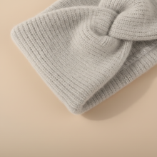Bandeau Cache-Oreilles Femme Tissu Beige — détail matière