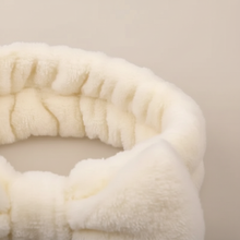 Bandeau Nœud Soin Femme Tissu Peluche Ivoire — détail matière