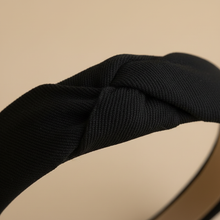Serre-Tête Large Femme Tissu Noir — détail matière
