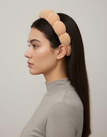 Bandeau Cheveux Matelassé Femme Éponge Beige Abricot — Porté de profil