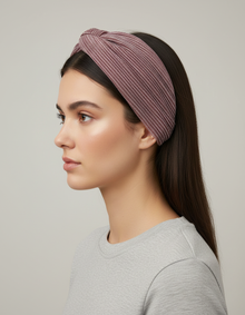 Serre Tête Plissé Femme Tissu Rose — porté de profil