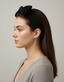 Bandeau Nœud Soin Femme Tissu Onyx — porté de profil