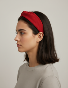 Bandeau Croisé Femme Tissu Côtelé Rouge Coquelicot — porté de profil