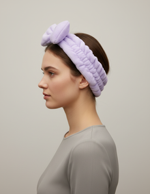 Bandeau Nœud Soin Femme Tissu Lavande — porté de profil