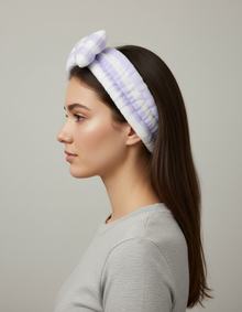 Bandeau Nœud Femme Peluche Rayé Blanc et Lavande — porté de profil