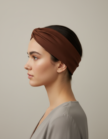Bandeau Cheveux Torsadé Femme Jersey Marron Chocolat — Porté de profil