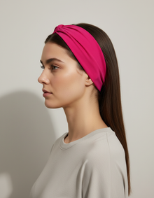 Bandeau Cheveux Sport Femme Tissu Rose — porté de profil
